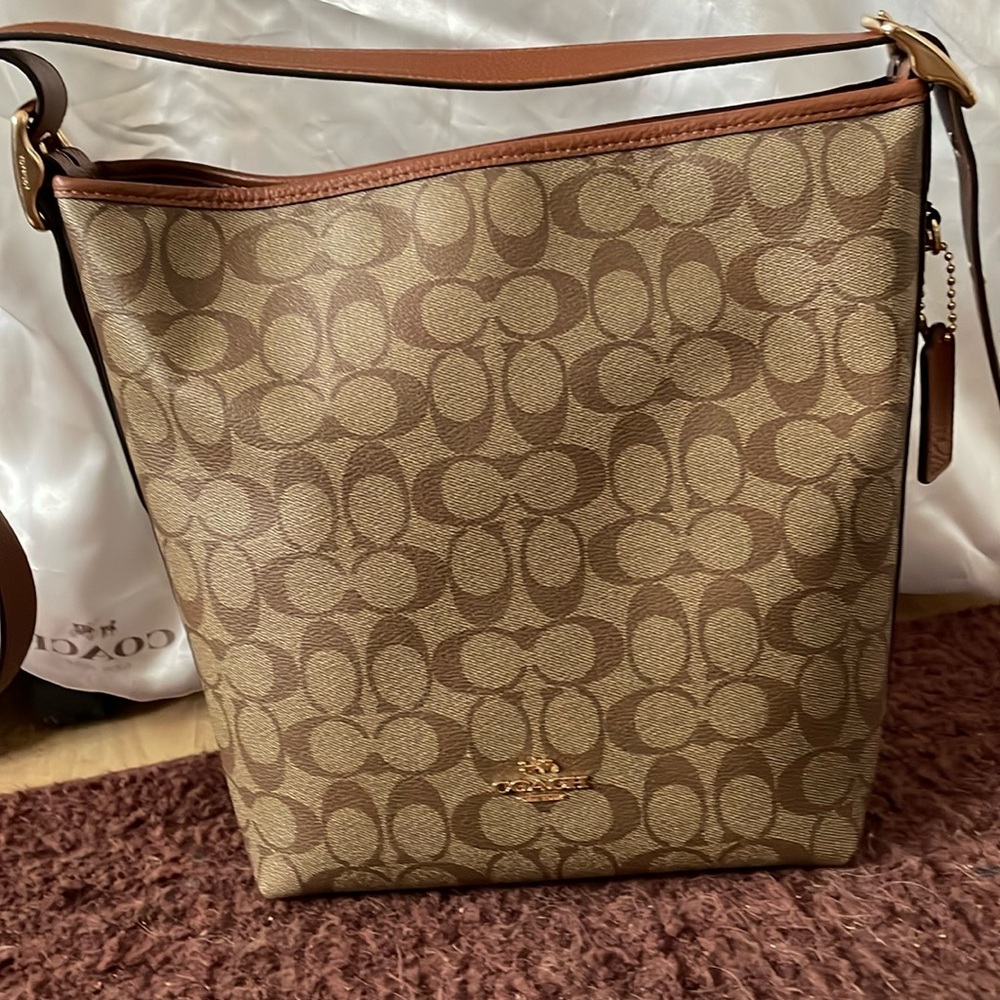 Coach Val Duffle Bag in signature canvas